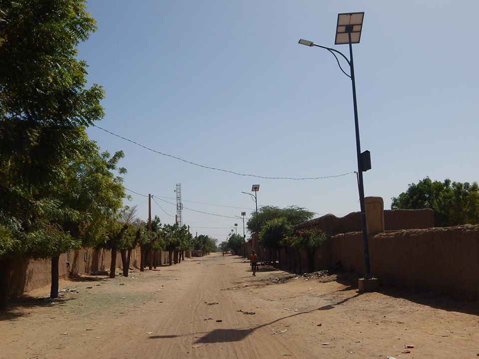 Les lampadaires solaires du quartier Boulgoundjé à Gao