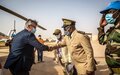 Visite de M. LACROIX au Mali - Etape de Ménaka