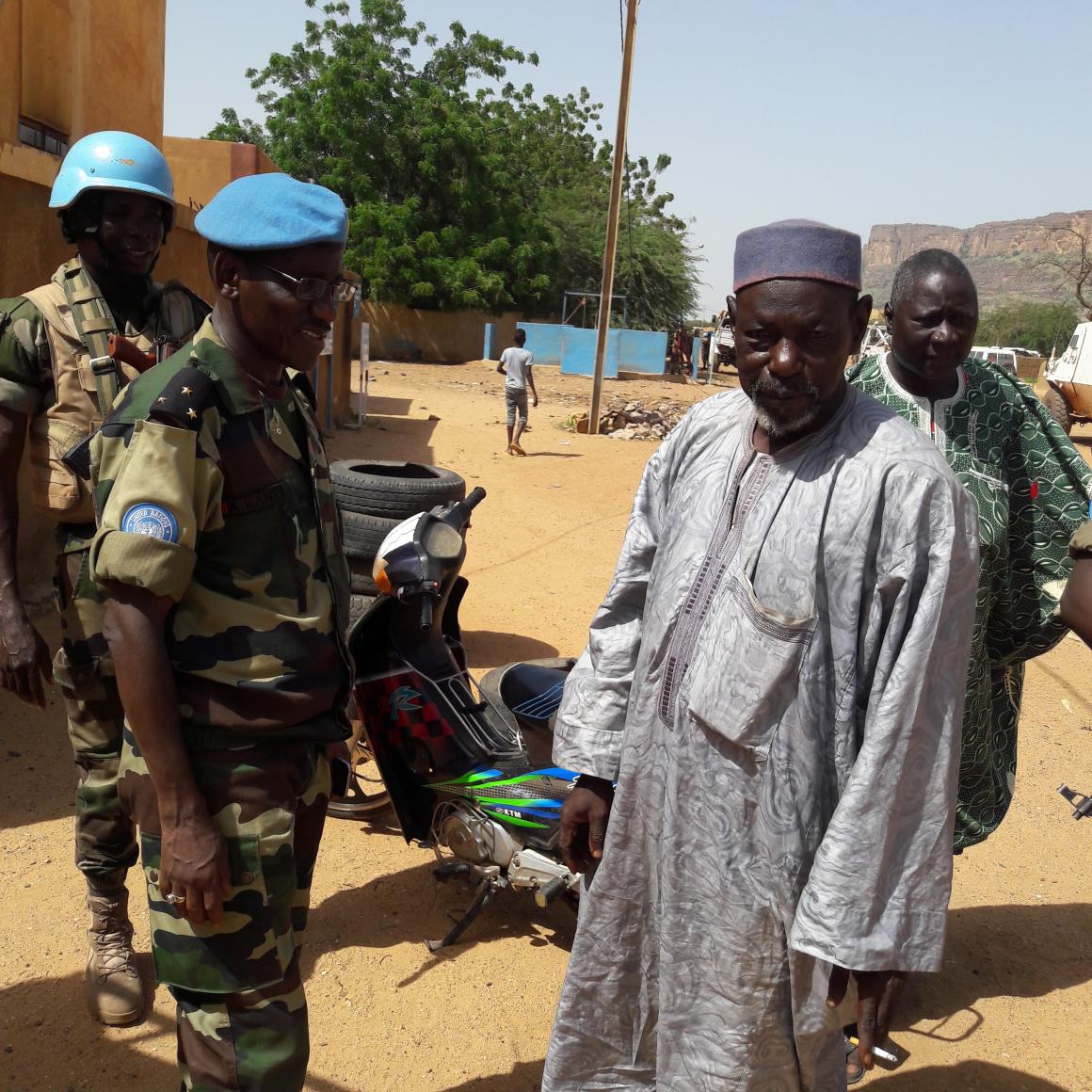 Le Commandant adjoint de la Force de la MINUSMA, le Général Amadou Kane rassure la population de l'appui de la MINUSMA